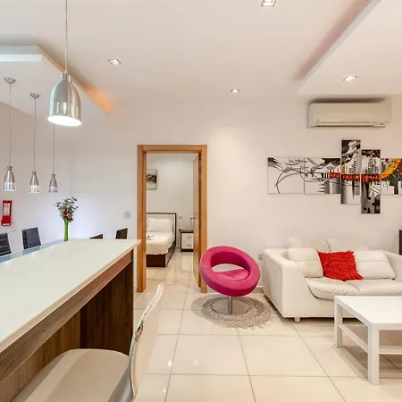 Lovely, Spacious 2br In The Centre Of By 360 Estates *