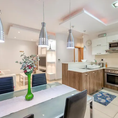 Appartement Lovely, Spacious 2br In The Centre Of By 360 Estates Sliema