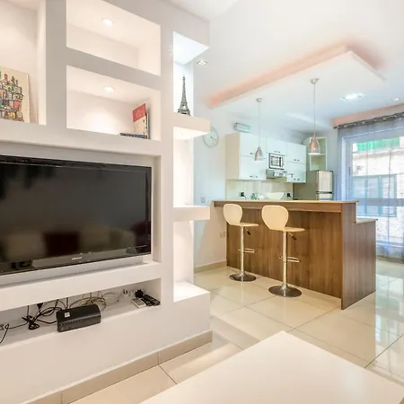 Апартаменты Lovely, Spacious 2br In The Centre Of By 360 Estates Слима