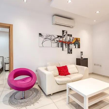 Apartamento Lovely, Spacious 2br In The Centre Of By 360 Estates *